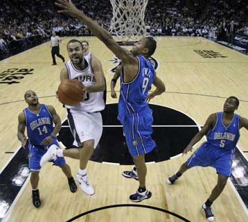 Ανέκαμψαν οι Σέλτικς, μεγάλη νίκη του Ντάλας, τρεις μήνες εκτός ο Αρίνας