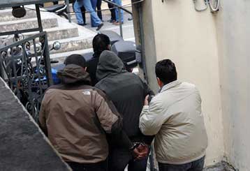 Συνεχίζονται και στο Ηράκλειο οι έρευνες για την υπόθεση των Ζωνιανών