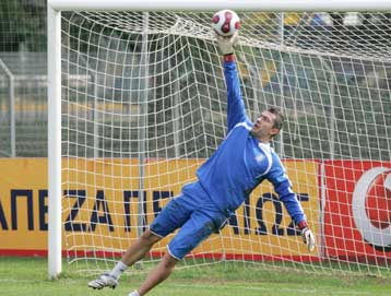 Με αιμάτωμα στα πλευρά τη «γλίτωσε» ο Χαλκιάς