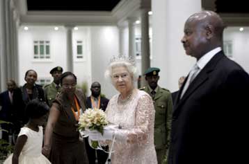 Εκτός της Κοινοπολιτείας τέθηκε το Πακιστάν λόγω της κατάστασης εκτάκτου ανάγκης