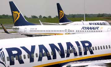 Η ιρλανδική Ryanair στρέφεται κατά της Ολυμπιακής για τις «παράνομες ενισχύσεις»