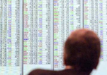 Με κέρδη 1,50% στις 4.900 μονάδες ενισχύεται το Χρηματιστήριο την Παρασκευή