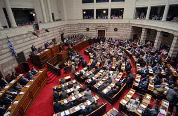 Δεν αποκλείει αλλαγή του συνταξιοδοτικού των βουλευτών ο Γ.Αλογοσκούφης