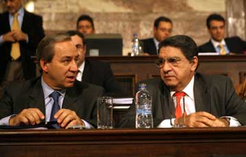 Αναπροσαρμογή της στρατηγικής στο Ασφαλιστικό μελετά η κυβέρνηση