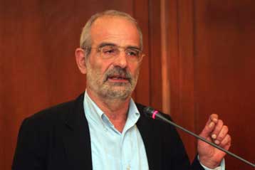 Ιστορική θα μείνει η κινητοποίηση για το ασφαλιστικό, λέει ο Αλέκος Αλαβάνος