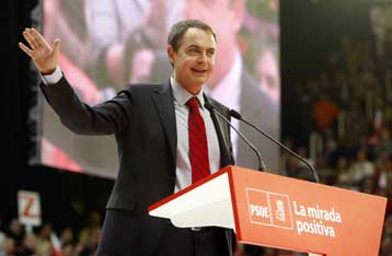 Επανεκλογή του Χοσέ Θαπατέρο στην ηγεσία του Σοσιαλιστικού Κόμματος