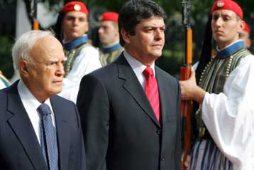 Στην Αθήνα για επαφές με την πολιτειακή και πολιτική ηγεσία ο πρόεδρος της Αλβανίας