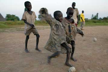 Το αρκουδάκι «Μωάμεθ» οδηγεί στη φυλακή Βρετανίδα δασκάλα στο Σουδάν