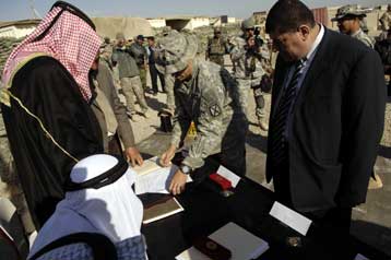 Συμφωνία των ΗΠΑ με χιλιάδους Ιρακινούς εθελοντές για την καταπολέμηση της Αλ Κάιντα