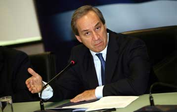 Η ασφαλιστική μεταρρύθμιση θα αποδώσει σε βάθος χρόνου, τονίζει ο Γ.Αλογοσκούφης