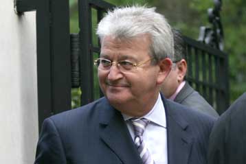 Aυξήσεις 5%-10% για τα οικιακά τιμολόγια της ΔΕΗ αναμένεται να εισηγηθεί η ΡΑΕ