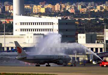 Πρώτη πτήση Πεκίνο-Αθήνα με τον Σπηλιωτόπουλο να ελπίζει σε …απογείωση τουρισμού
