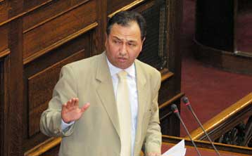 Κόντρα στη Βουλή για τις τιμές του γάλακτος