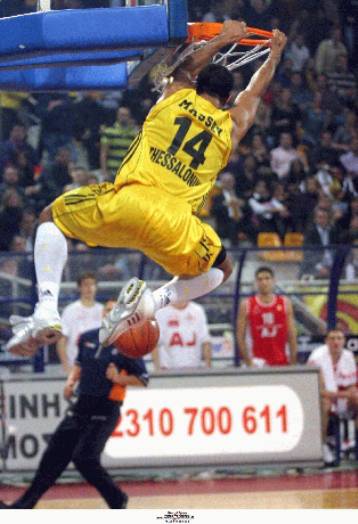 Με τέτοιον Μάσεϊ, ο Αρης δεν.. μασάει, 72-70 την ΑΕΛ