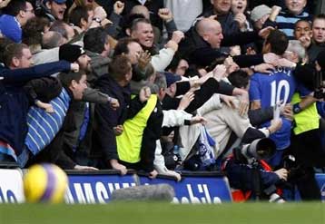 Δεύτερη η Τσέλσι, στο +5 η Αρσεναλ εν αναμονή της Μάντσεστερ Γιουνάιτεντ