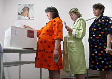 Στις κάλπες την Κυριακή οι Ρώσοι για την ανάδειξη της νέας Δούμας