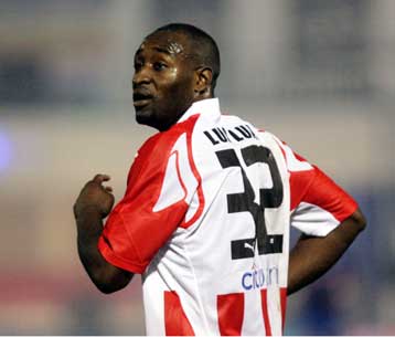 «Παίκτης-κλειδί» και θύμα ρατσιστικής επίθεσης ο Λούα Λούα