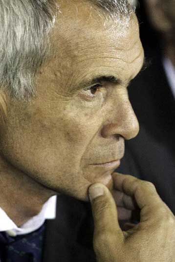 Παρελθόν για τη Μπέτις ο Εκτορ Ραούλ Κούπερ