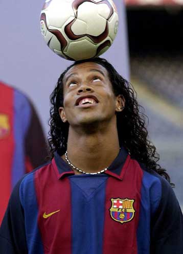 Για συμφωνία του Ροναλντίνιο με την Τσέλσι κάνει λόγο η «Marca»