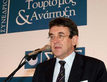 Προσέλκυση νέων αερομεταφορέων και πλήρη απελευθέρωση της αγοράς, ζητά ο ΣΕΤΕ