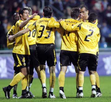 Προβάρει τα… κοντομάνικα η ΑΕΚ, «σάλπισμα» πρωτιάς από τον Παναθηναϊκό