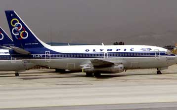 Δηλώσεις στήριξης Χατζηδάκη από υπουργούς, γκρίνιες από βουλευτές της ΝΔ