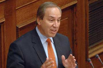 «Η κυβέρνηση δεν συζητά θέμα συνδιοίκησης του ΟΤΕ» τονίζει ο Γ.Αλογοσκούφης