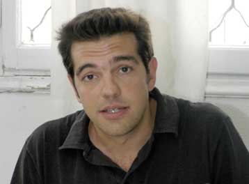 Μακριά από την Αριστερά η λογική των δαχτυλιδιών, απαντά ο Αλ.Τσίπρας για τη διαδοχή