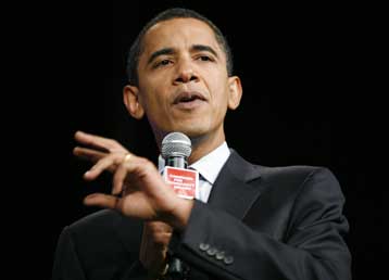 Κλείνει την «ψαλίδα» με την Χίλαρι Κλίντον ο Μπάρακ Ομπάμα