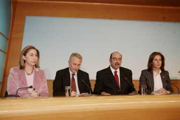 Το Ασφαλιστικό στην αντιπολιτευτική αιχμή του ΠΑΣΟΚ