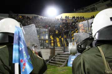 Πρόστιμο 28.000 ευρώ στην ΑΕΚ για τα γεγονότα στο «Κλεάνθης Βικελίδης»