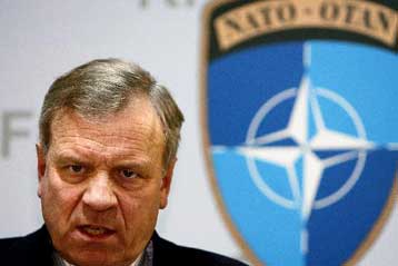 Το ΝΑΤΟ προειδοποιεί ότι δεν θα επιτρέψει βία στο -προσεχώς ανεξάρτητο- Κόσοβο