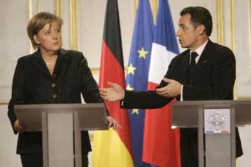 Σαρκοζί και Μέρκελ συμπλέουν με Μπους στη διατήρηση της πίεσης στο Ιράν