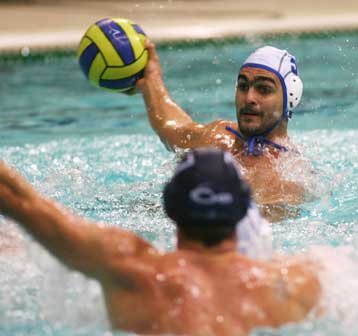 Παρά τη… μοναξιά του ο Ολυμπιακός νίκησε 14-6 τη Γιάντραν, ήττα του Εθνικού