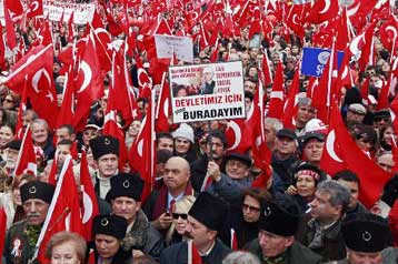 Κεμαλιστές κατά Ερντογάν με «Μήλον της Έριδος» τη Δικαιοσύνη