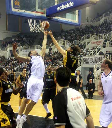 Ανετες νίκες για Αρη και ΑΕΚ επί της Ολύμπια και του ουραγού ΠΑΟΚ αντίστοιχα