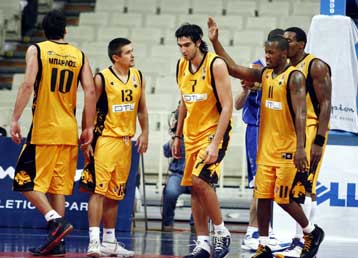 Χωρίς να δυσκολευτεί η ΑΕΚ 87-64 τον ΠΑΟΚ