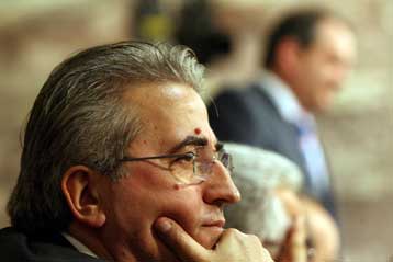 Μισθολογικές αυξήσεις έως 10,5% για το 2008 αναμένεται να διεκδικήσει η ΓΣΕΕ