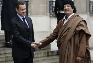 Στη Γαλλία ο Μοαμάρ Καντάφι για πρώτη φορά από το 1973