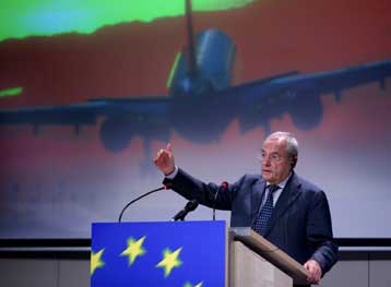 Δεν είναι αρμοδιότητα της Κομισιόν η λύση για την ΟΑ, τονίζει ο εκπρόσωπος του Ζ.Μπαρό