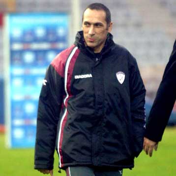 Έπρεπε να δοθεί εις βάρος μας πέναλτι, παραδέχεται ο Δώνης για το ματς με τον Αρη