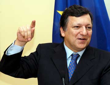 Δημοσιονομική σταθεροποίηση και μείωση χρέους τα «στοιχήματα» για την οικονομία