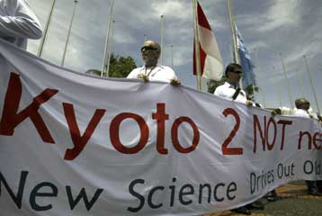 Με μποϊκοτάζ απειλεί η ΕΕ την Σύνοδο των ΗΠΑ για το κλίμα