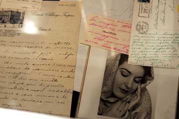 Πάνω από 1,76 εκατομμύρια ευρώ πουλήθηκαν αντικείμενα της Κάλλας σε δημοπρασία