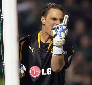 Νοκ άουτ ο Μανού από το ντέρμπι στο «Καραϊσκάκη», ασθενής ο Μάχο