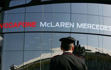 Δημόσια απολογία από τη McLaren και ανακοίνωση Κοβαλάινεν