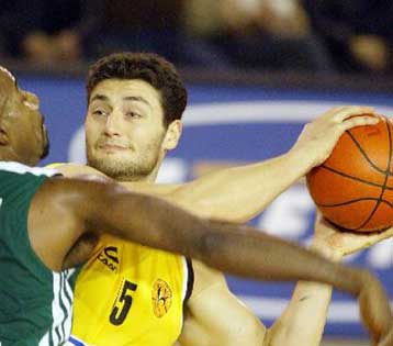 Στη Λοκομοτίβ Ροστόφ και ο Μαρμαρινός