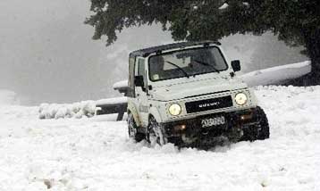 Χαμηλές θερμοκρασίες και σφοδρές χιονοπτώσεις σε πολλές περιοχές της χώρας