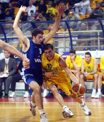 Αμυνα τετράδας για τον Αρη στο 74-52 επί του Πανελληνίου