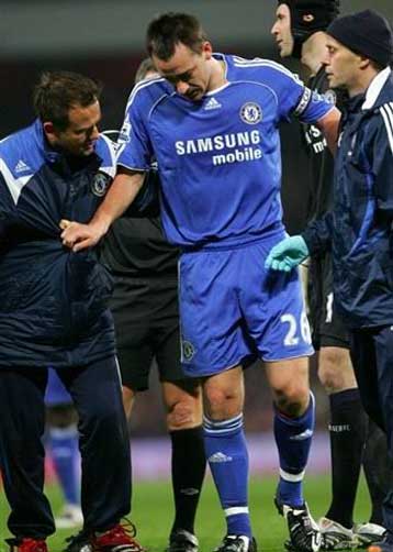 Τρεις μήνες εκτός δράσης ο Τέρι, μεγάλο πλήγμα για την Τσέλσι